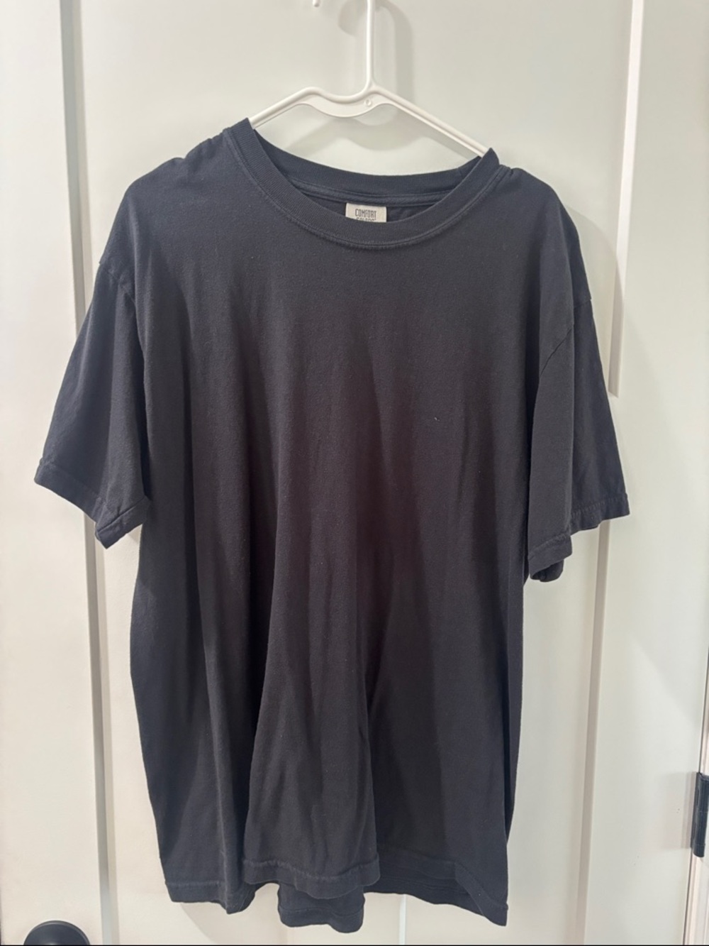 Comfort Colors Men's Black Short Sleeve Crew Tee